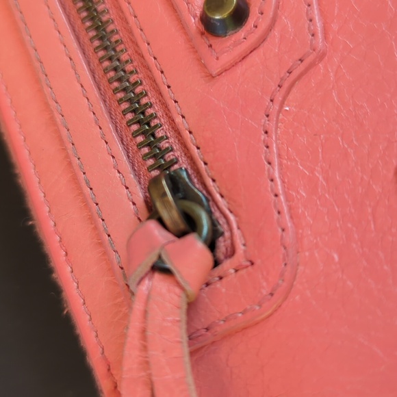 HTF! Coral Wallet with classic hardware - Picture 6 of 9